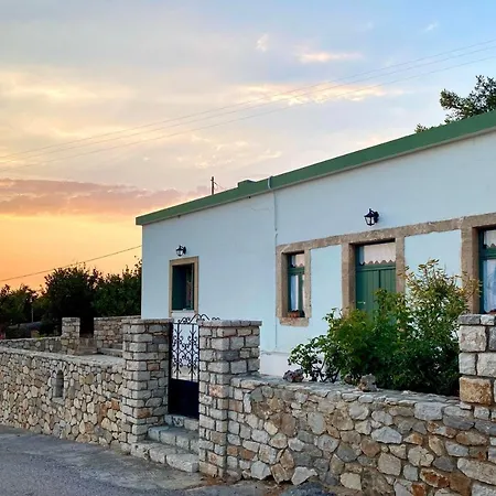 The Old Cafe At Myrtidia Appartamento *